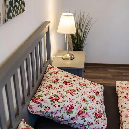 شقة Ruhige Mit Panoramablick Ingoldingen